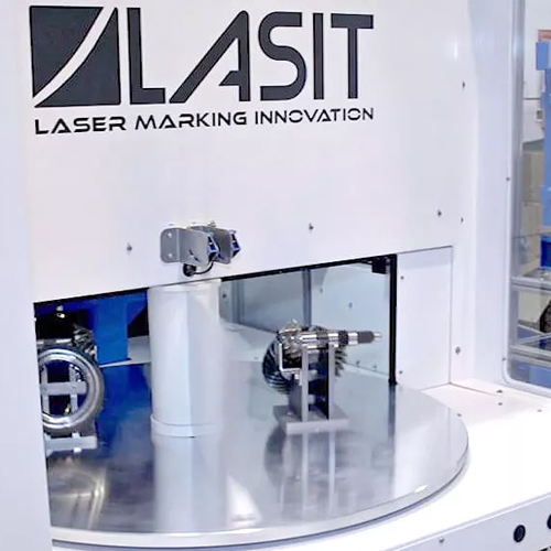 ROTOMARK LASIT présente sa nouvelle machine de marquage laser FlyFoil Feeder