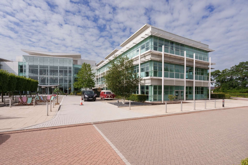 england-1024x683 Le groupe LASIT